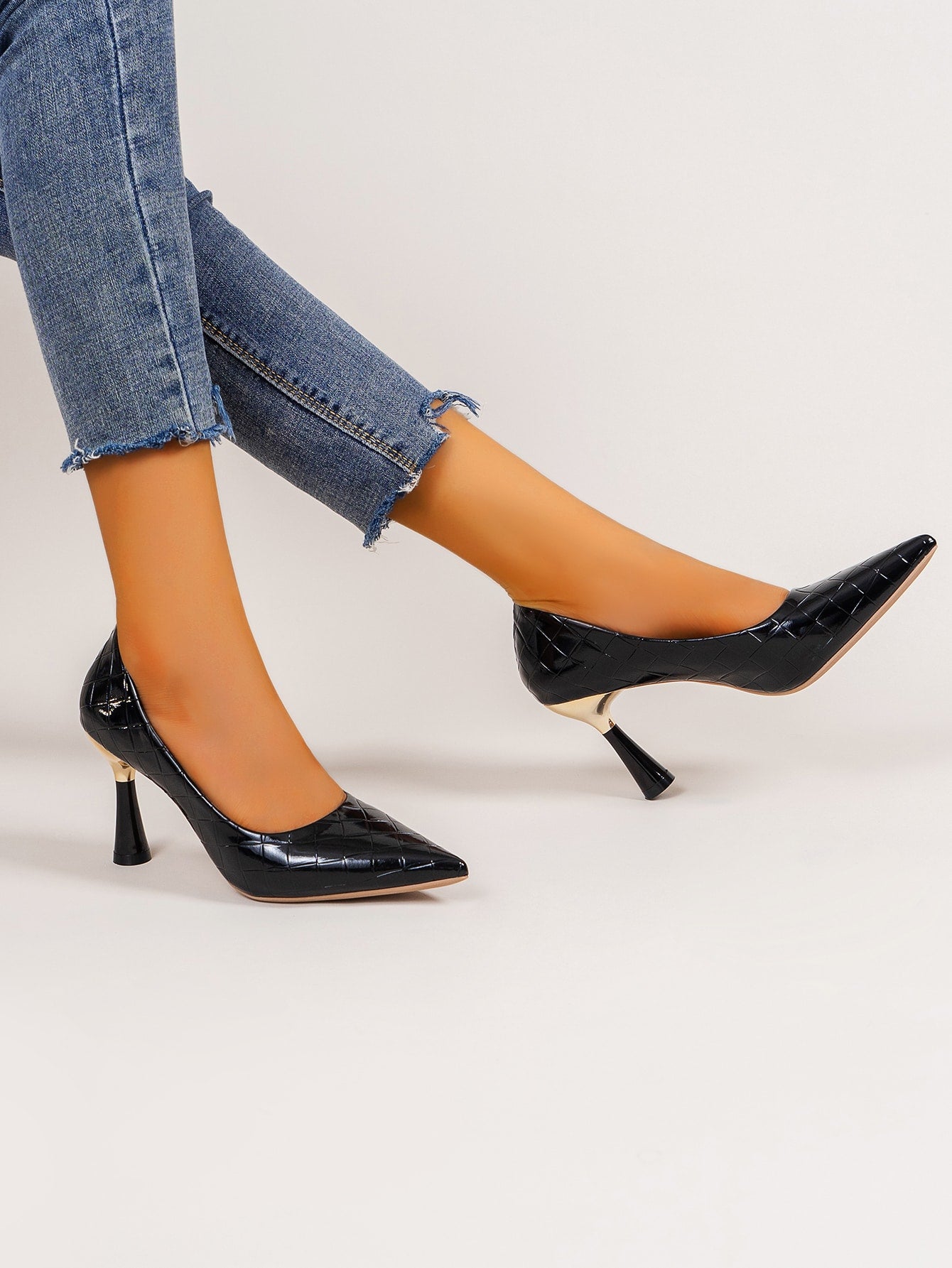 Textured Point Toe Court Pumps